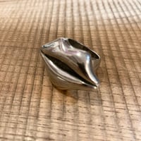 【otro accesorio】Lip Ring オトロアクセソリオ リップリング