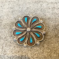【Native American Jewelry】 ZUNI Turquoise Brooch ズニ族 ターコイズブローチ インディアンジュエリー