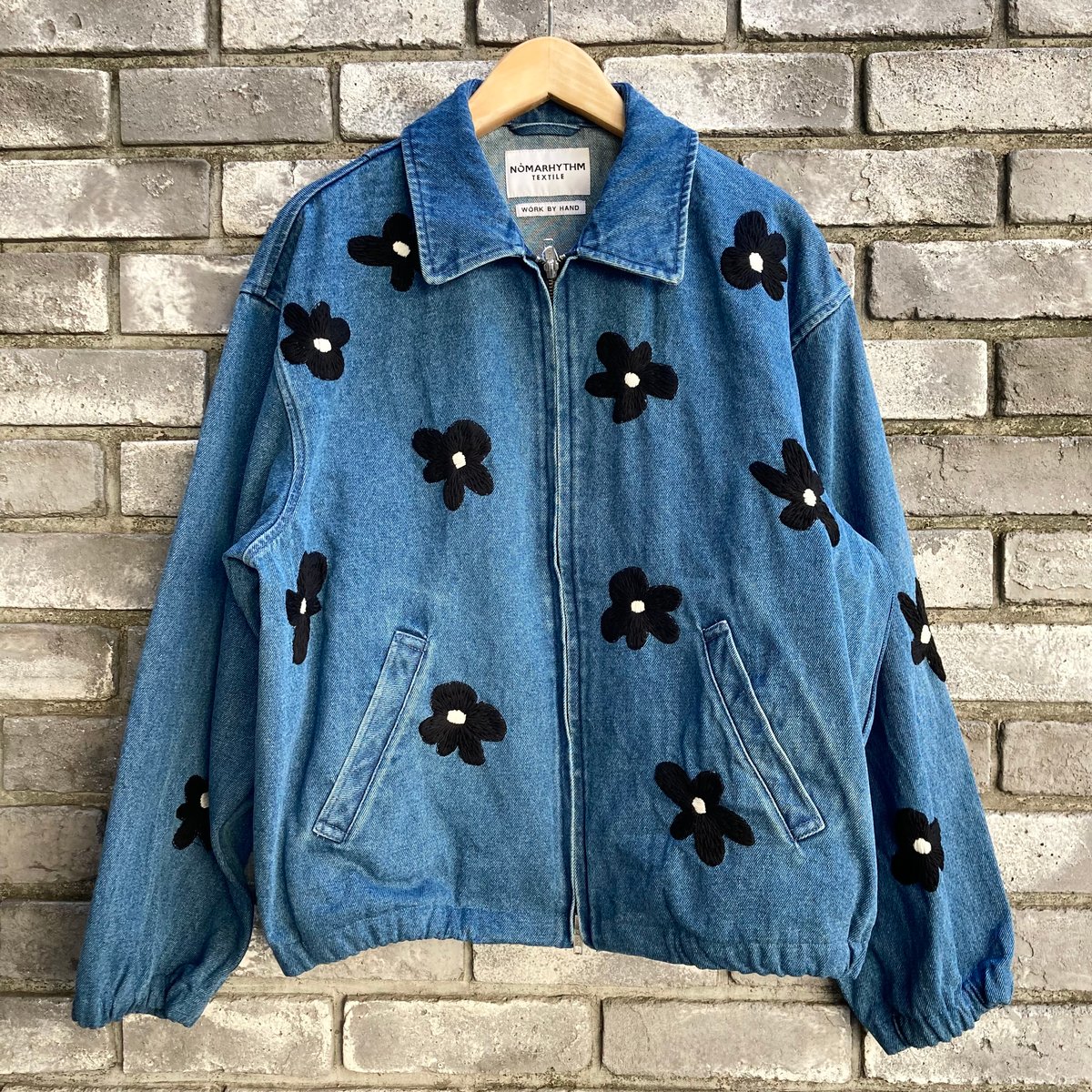 NOMARHYTHM TEXTILE ブラック MA-1ジャケット 花柄刺繍 【NOMARHYTHM