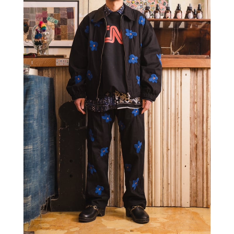 NOMARHYTHM TEXTILE】 Floral Hand Embroidery Blo