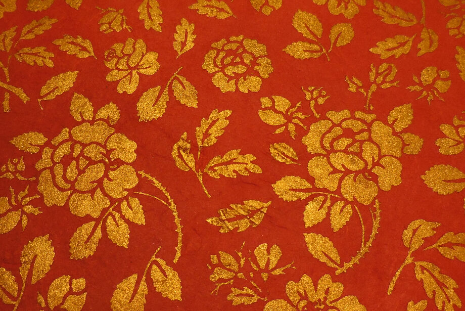 ロクタ紙 えんじ色、花（金色） | ポカラのおみやげ（by ourshare）