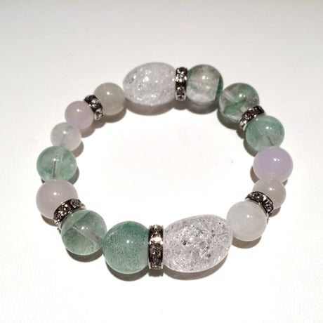 落ち着いた自分との会話★グリーンファントムクォーツ・ムーンストーン・レインボークォーツ【女性用】