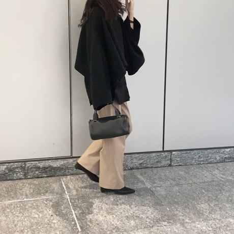 ラウンドミニボストンバッグ