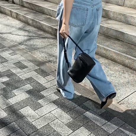 ウエストボタンデニム