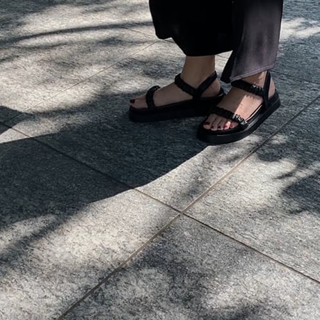 ギャザーサンダル