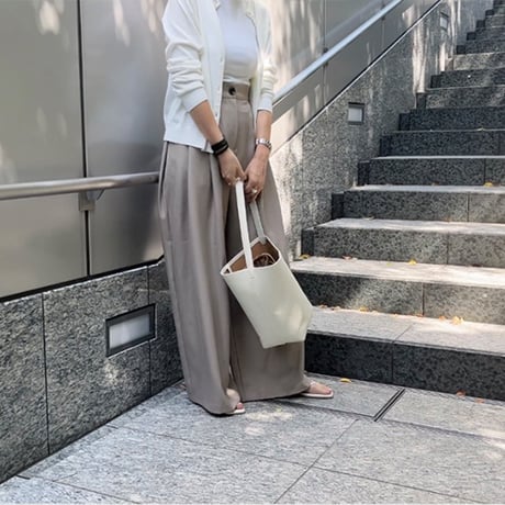 ワイドタックパンツ