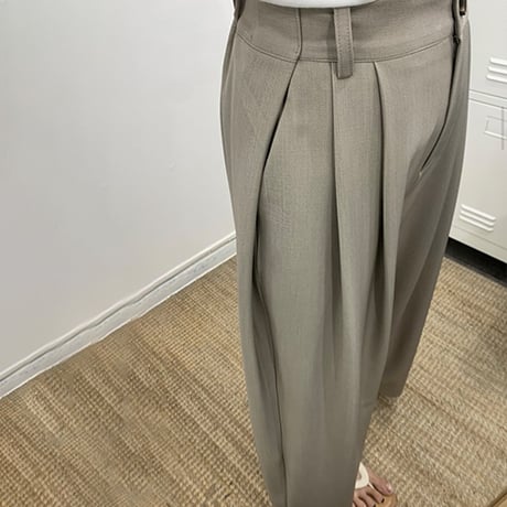 ワイドタックパンツ