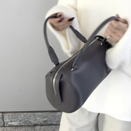 ラウンドミニボストンバッグ
