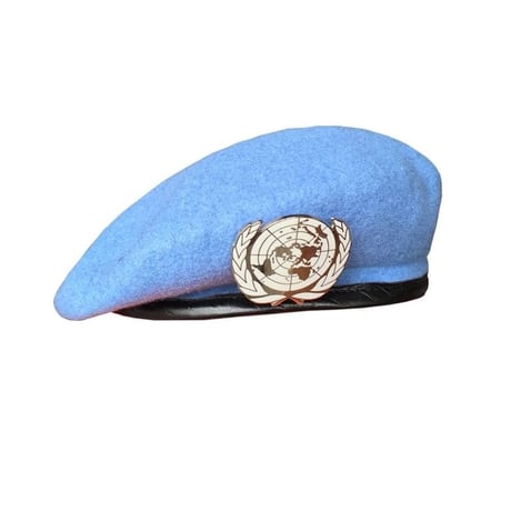 国連派遣部隊　PKO 　ベレー帽