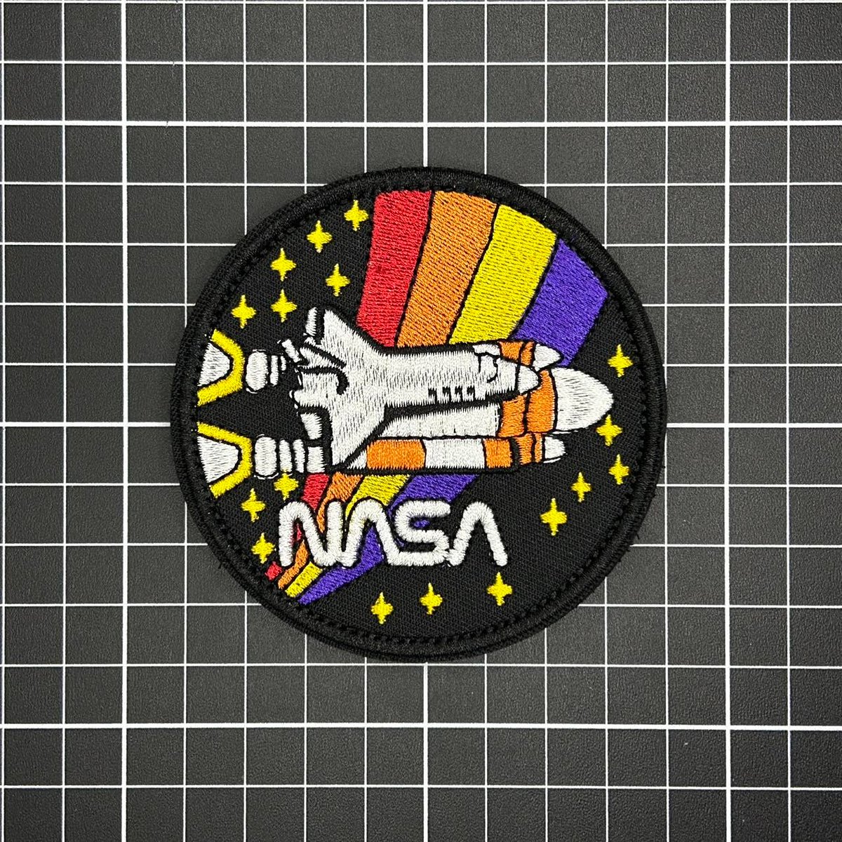 NASA レインボー 記念章パッチ ベルクロワッペン | 【臥龍商店 NASA レインボー 記念章パッチ ベルクロワッペン | 【臥龍商店