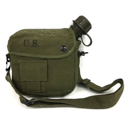 米軍1.5L　ABSプラスチック水筒　カバー付き