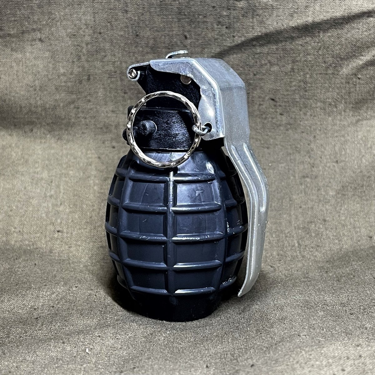 82式プラスチック製手榴弾訓練用ダミー | 【臥龍商店】輸入品玩具専門店