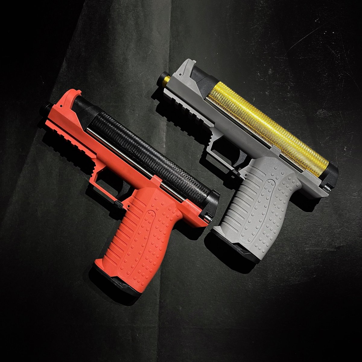 GY03・PARROTS】ショートダーツブラスター・エアコッキング拳銃型