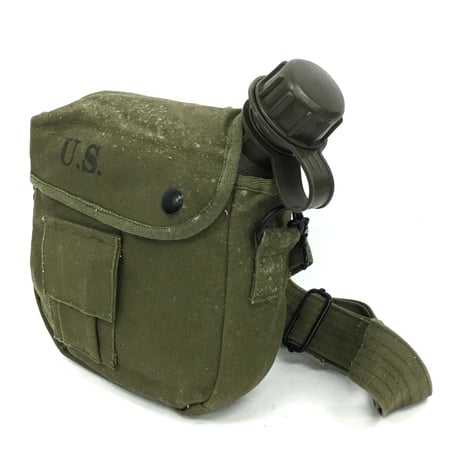米軍1.5L　ABSプラスチック水筒　カバー付き