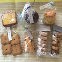 焼菓子詰めあわせ（内容はおまかせ）土曜日発送