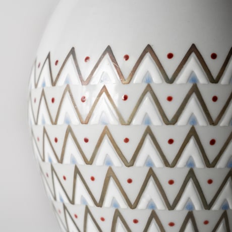 jagged & dots vase
