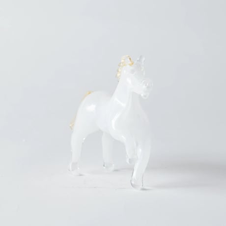 glass white horse