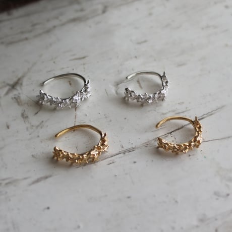 金木犀のイヤーカフ・S size / Osmanthus flowers ear cuff - S size -