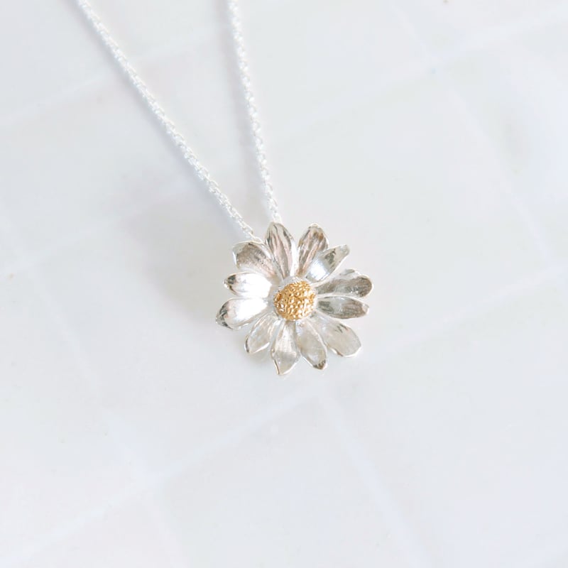デイジーのネックレス / Daisy necklace | atelier mozu デイジーのネックレス / Daisy necklace | atelier mozu