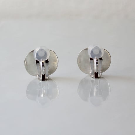 ユーカリのイヤリング / Eucalyptus clip on earrings
