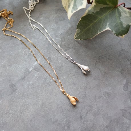 スノードロップのネックレス / Snowdrop necklace