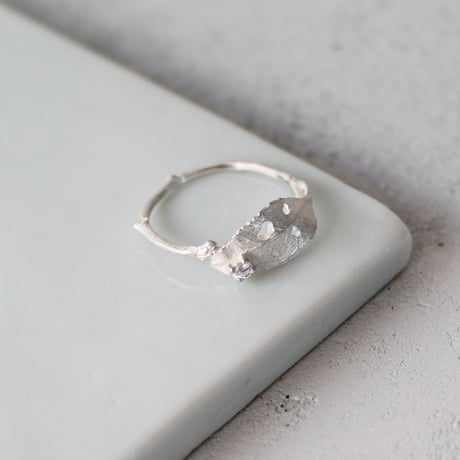 ブロッサムリーフ・リング / Blossom leaf ring