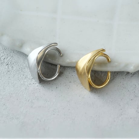 Petal ear cuff