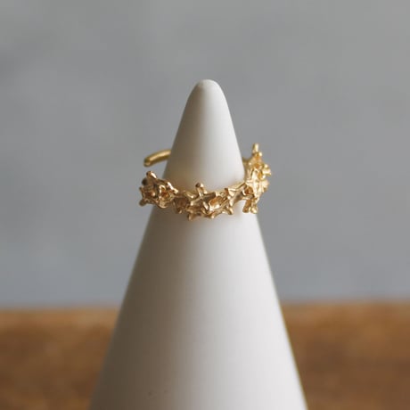 金木犀のイヤーカフ・S size / Osmanthus flowers ear cuff - S size -