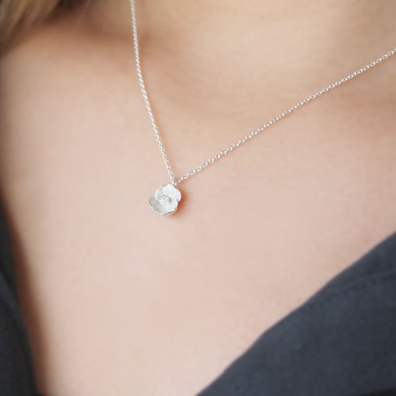 アネモネのネックレス / Anemone necklace | atelier mozu