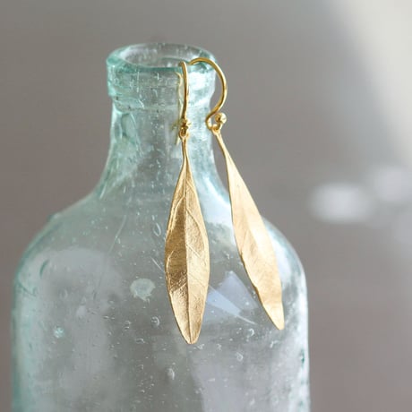 オリーブのピアス / Olive leaf earrings