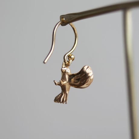 鳥と巣箱のピアス