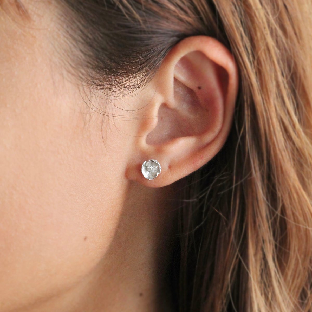 アネモネのピアス / Anemone earrings | atelier mozu