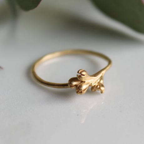 オリーブの花のリング