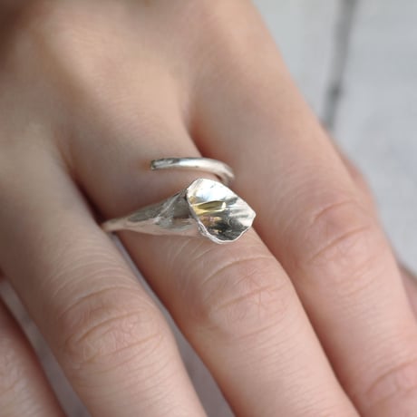 カラーのリング / Calla lily ring