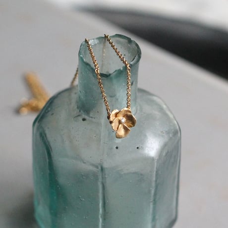 パンジーのネックレス / Pansy necklace