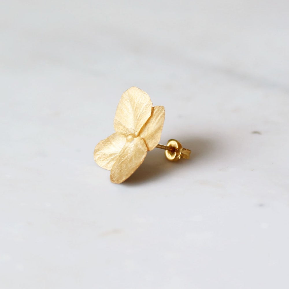 紫陽花のピアス / Hydrangea earrings | atelier mozu