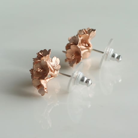 Bloomy sakura earrings