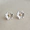 デイジーのピアス or イヤリング / Daisy Pierced or Clip-On Earrings