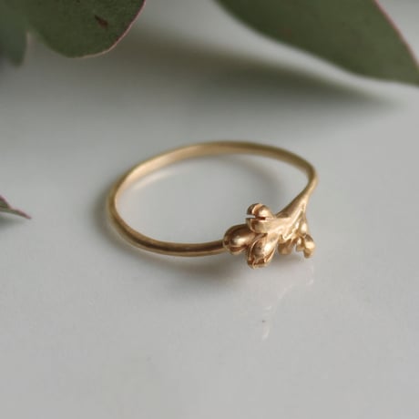 オリーブの花のリング