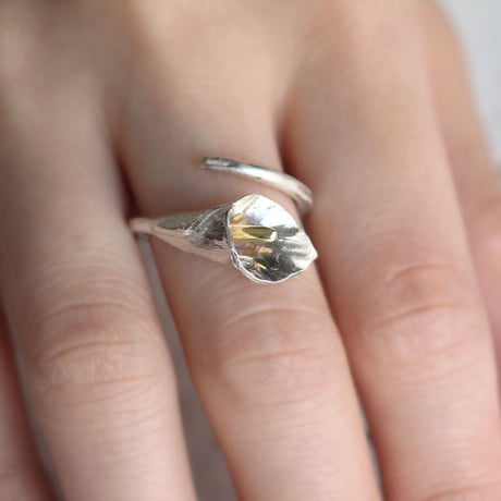 カラーのリング / Calla lily ring
