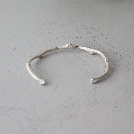 枝のバングル【 silver 】/ Silver branch bangle