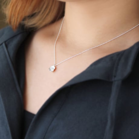 アネモネのネックレス / Anemone necklace