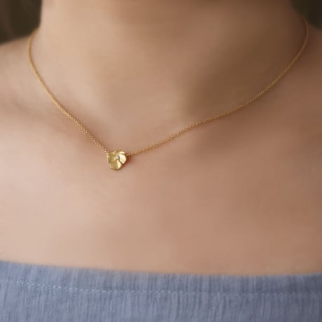 パンジーのネックレス / Pansy necklace