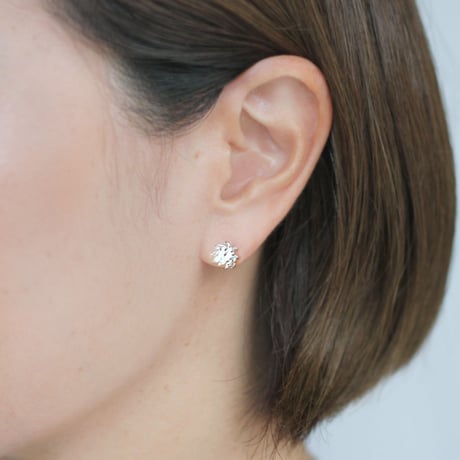 あざみの花のスタッドピアス