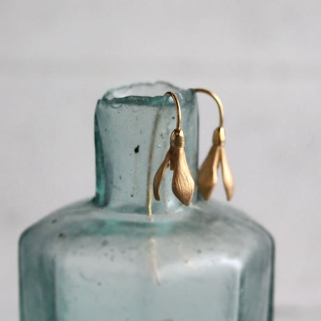 スノードロップのピアス / Snowdrop earrings