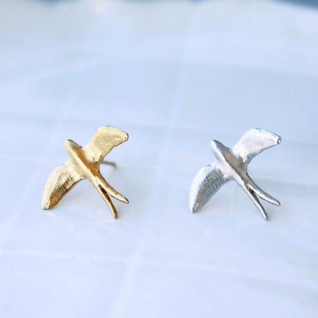つばめのピアス / Swallow earrings