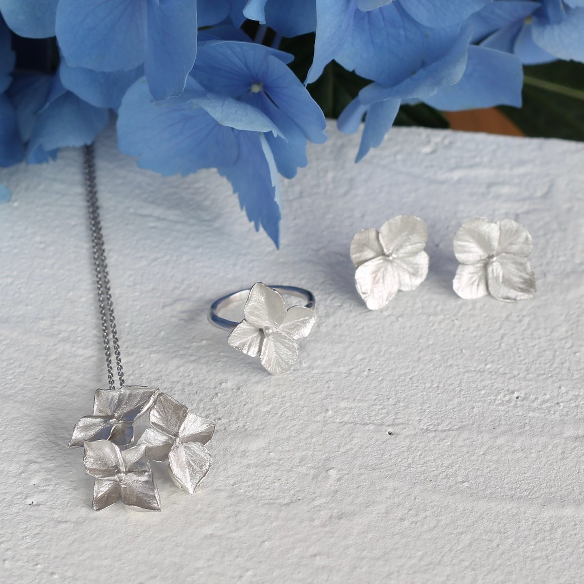 紫陽花のネックレス / Hydrangea necklace | atelier mozu