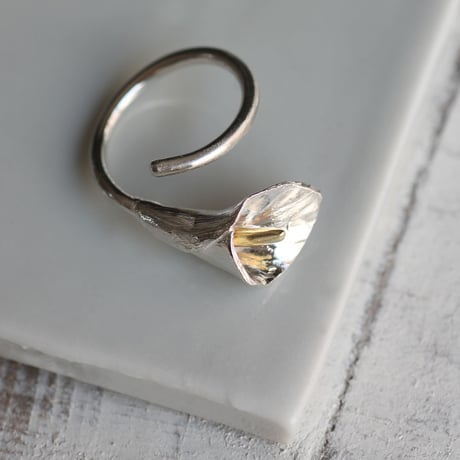 カラーのリング / Calla lily ring