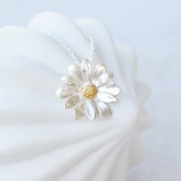 デイジーのネックレス / Daisy necklace