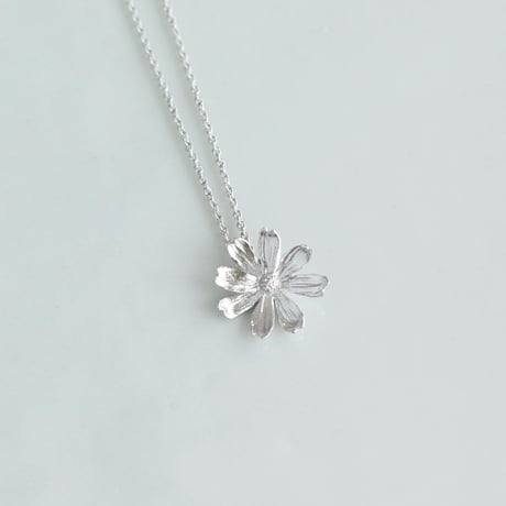 コスモスのネックレス / Cosmos necklace